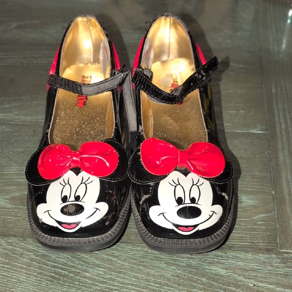 Disney Kids Black and Red Minnie Mouse Shoes